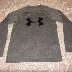 Under Armour boys gray top youth large YLG